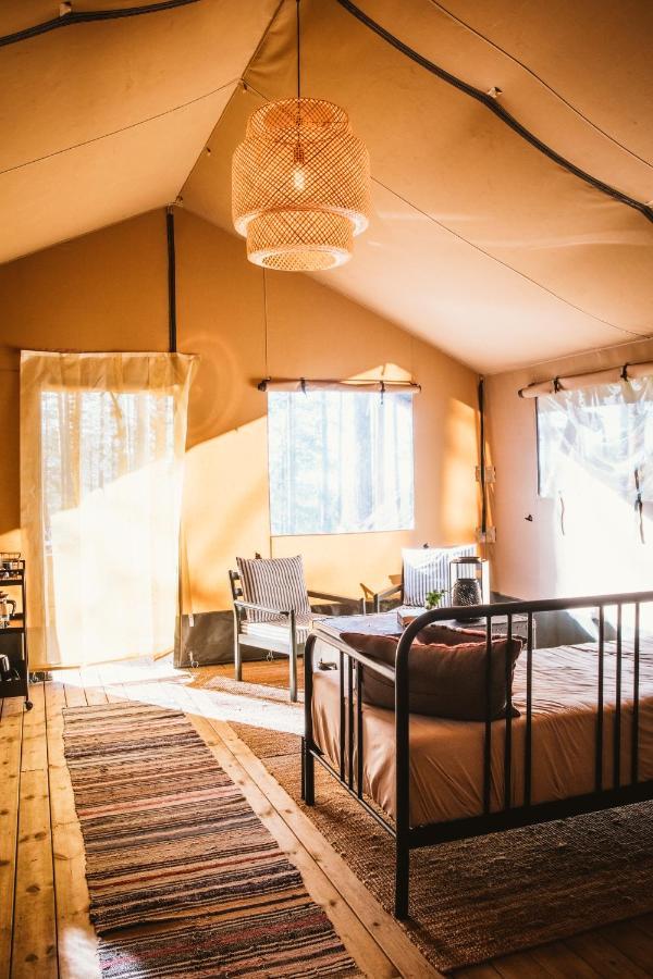 Breiva Gjestegaard Og Glamping 伯 外观 照片